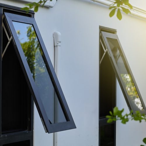 Black,Frame,Aluminium,Windows,Of,Building.